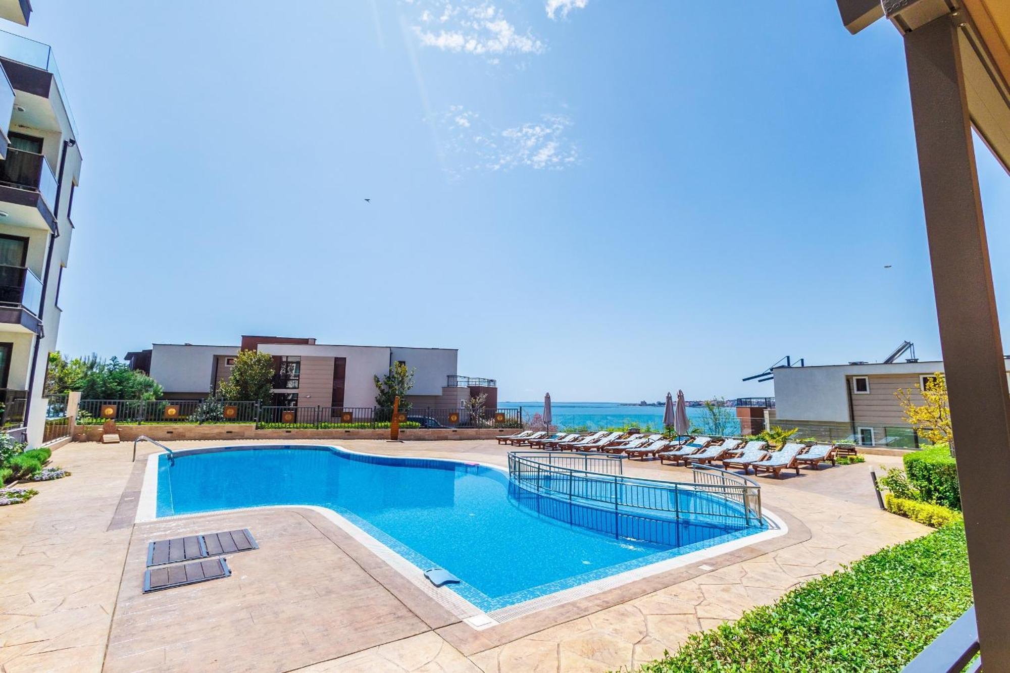 St. Panteleimon Beach Hotel Nesebar Exteriör bild