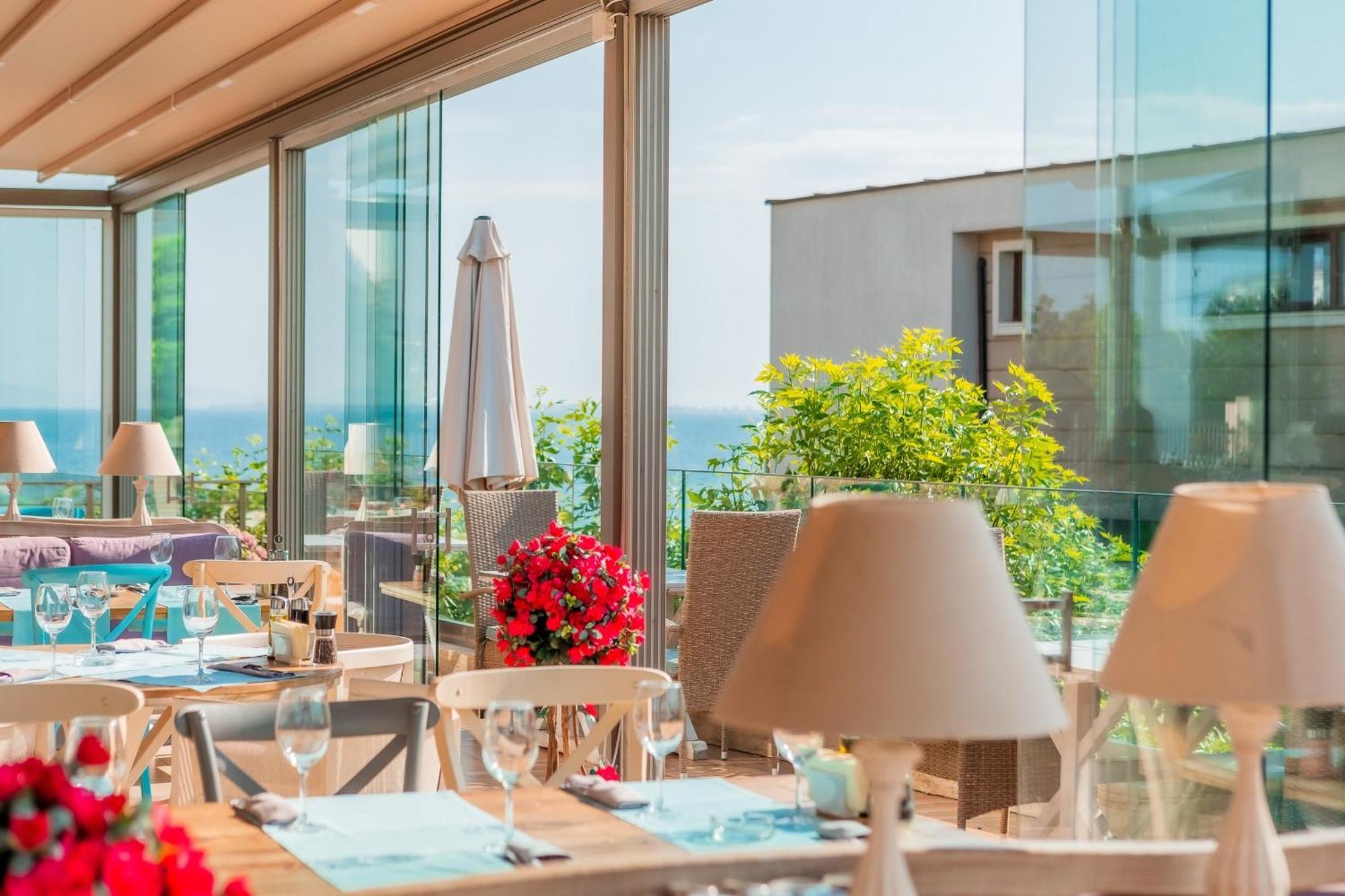 St. Panteleimon Beach Hotel Nesebar Exteriör bild