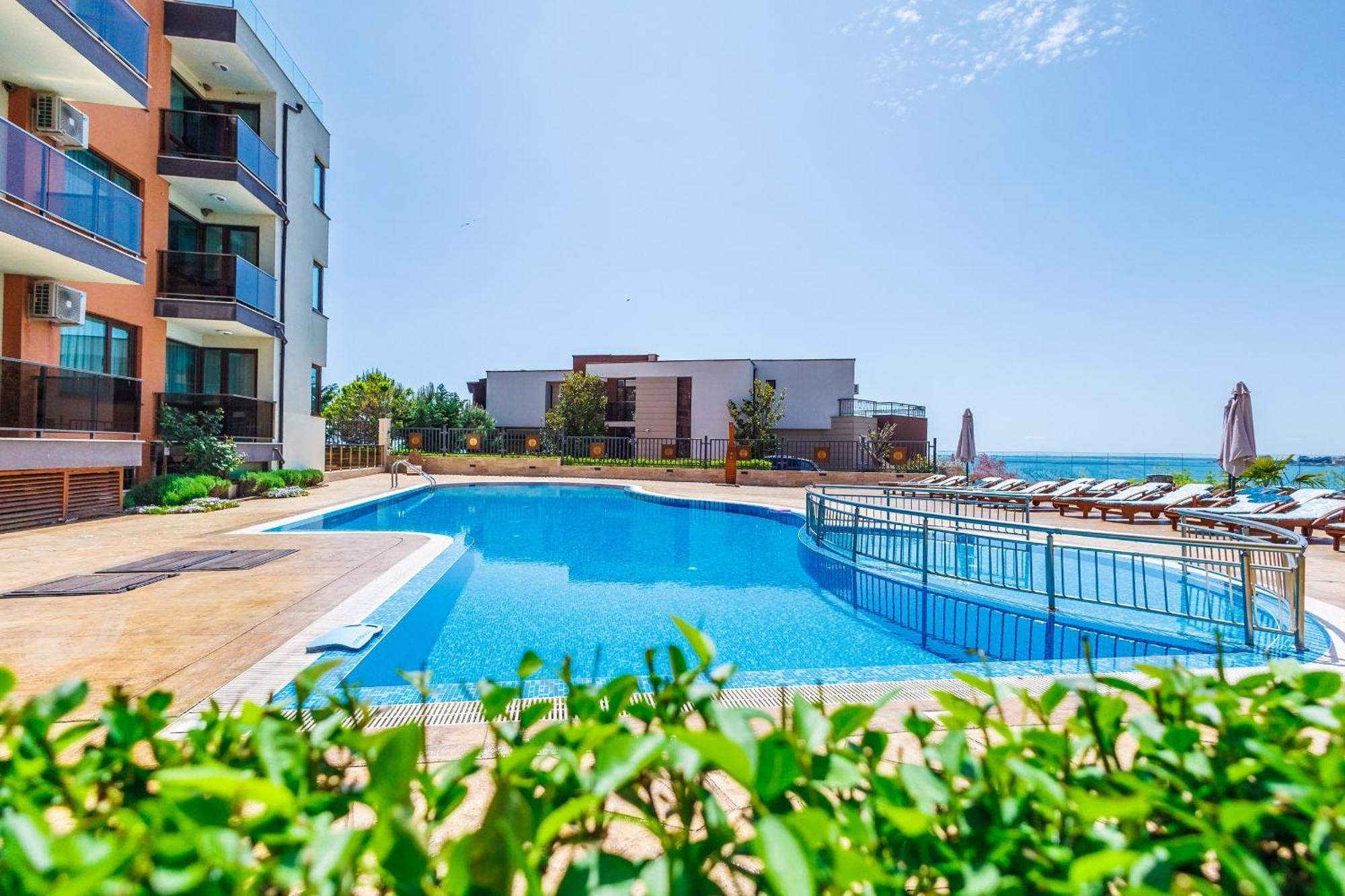 St. Panteleimon Beach Hotel Nesebar Exteriör bild