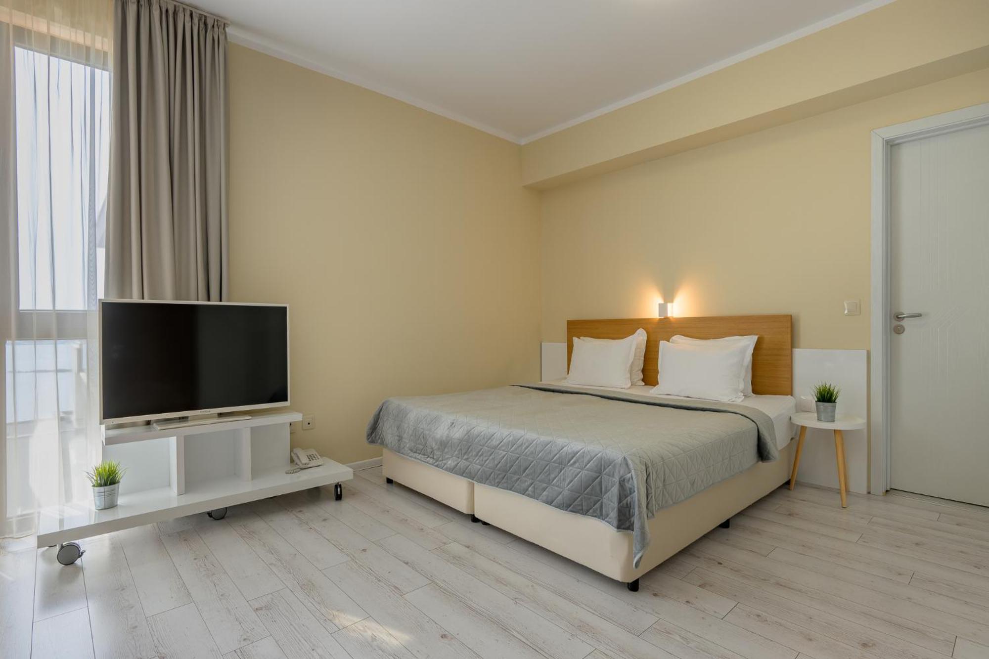 St. Panteleimon Beach Hotel Nesebar Exteriör bild