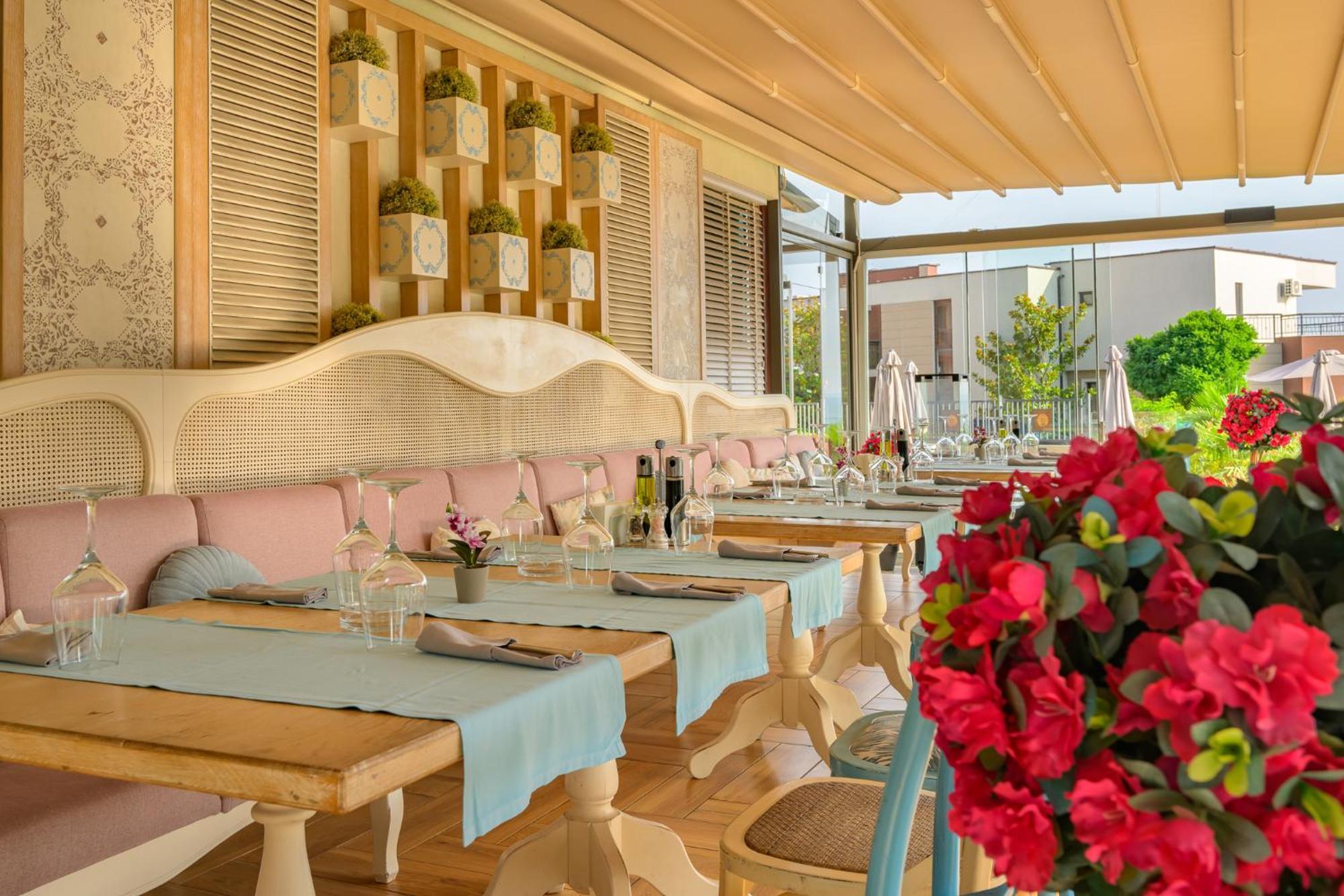 St. Panteleimon Beach Hotel Nesebar Exteriör bild